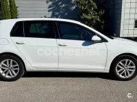 Usado VW Golf VII Advance 125 CV (91 kW) 2018 Blanco Berlina