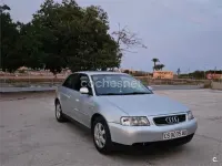 Usado Audi A3 Attraction 125 CV (91 kW) 2000 Gris / plata Utilitario
