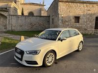 Usado Audi A3 Attraction 110 CV (80 kW) 2014 Blanco Berlina