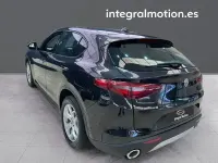 Usado Alfa Romeo Stelvio Super 160 CV (117 kW) 2019 Negro SUV