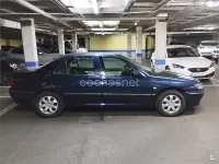 Usado Peugeot 406 138 CV (101 kW) 2000 Azul Berlina