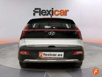 Usado Hyundai Bayon 101 CV (74 kW) 2021 Gris SUV