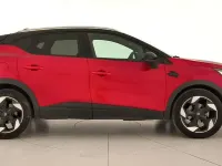 Usado Renault Captur Techno 100 CV (73 kW) 2025 Rojo SUV