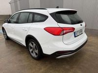 Usado Ford Focus Active 125 CV (91 kW) 2020 Blanco Familiar