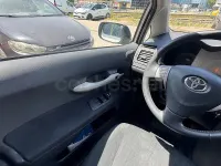 Usado Toyota Auris Luna 124 CV (91 kW) 2008 Gris / plata Utilitario