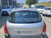 Usado Peugeot 308 90 CV (66 kW) 2010 Gris / plata Berlina