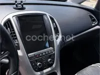 Usado Opel Astra Selective 110 CV (80 kW) 2012 Gris / plata Berlina