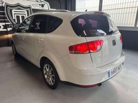 Usado Seat Altea Ecomotive 105 CV (77 kW) 2011 Blanco Familiar
