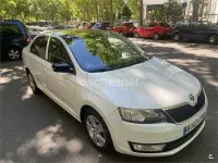 Usado Skoda Rapid Ambition 116 CV (85 kW) 2017 Blanco Utilitario