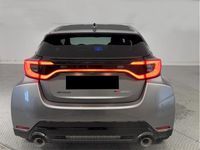 Nuevo Toyota Yaris 280 CV (205 kW) 2026 Gris átomo Utilitario