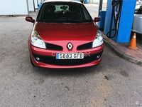 Usado Renault Clio II Authentique 75 CV (55 kW) 2008 Rojo Berlina