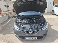 Usado Renault Mégane GrandTour Techno 140 CV (102 kW) 2023 Gris / plata Familiar