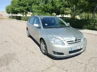 Usado Toyota Corolla Sol 116 CV (85 kW) 2006 Gris / plata Berlina