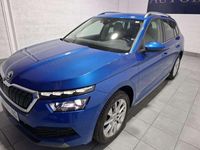 Usado Skoda Kamiq Ambition 110 CV (80 kW) 2021 Azul SUV