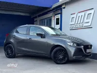 Usado Mazda 2 Comfort 115 CV (84 kW) 2022 Gris / plata Berlina