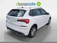 Usado Skoda Kamiq Ambition 110 CV (80 kW) 2021 Blanco SUV