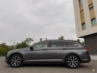 Używany VW Passat Advance 150 KM (110 kW) 2016 Szary Kombi