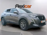 Usado Peugeot 2008 Active 110 CV (80 kW) 2021 Gris SUV
