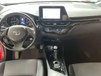 Usado Toyota C-HR 98 CV (72 kW) 2022 Rojo SUV