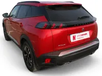 Usado Peugeot 2008 Allure 131 CV (96 kW) 2023 Rojo SUV