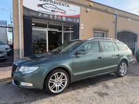 Usado Skoda Superb Exclusive 140 CV (102 kW) 2013 Verde Familiar