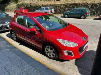 Usado Peugeot 308 Active 112 CV (82 kW) 2012 Granate Berlina