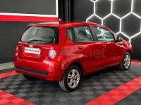 Usado Chevrolet Aveo LS 101 CV (74 kW) 2011 Granate Berlina
