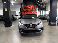Usado Renault Captur RS Line 90 CV (66 kW) 2022 Gris / plata SUV