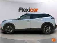 Usado Peugeot 2008 Allure 130 CV (95 kW) 2020 Blanco SUV