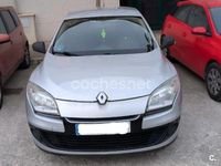 Usado Renault Mégane Authentique 100 CV (73 kW) 2013 Blanco Berlina