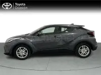 Usado Toyota C-HR Active 122 CV (89 kW) 2022 Gris / plata SUV