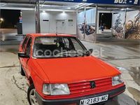 Usado Peugeot 309 65 CV (47 kW) 1991 Rojo Utilitario