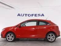 Usado Seat Ibiza 75 CV (55 kW) 2012 Rojo Utilitario