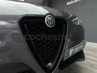 Usado Alfa Romeo Stelvio Veloce 210 CV (154 kW) 2021 Gris / plata SUV