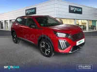 Usado Peugeot 2008 Allure 100 CV (73 kW) 2024 Rojo SUV