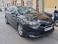 Usado Kia Ceed 120 CV (88 kW) 2023 Negro Utilitario