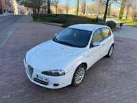 Usado Alfa Romeo 147 Distinctive 120 CV (88 kW) 2010 Blanco Utilitario