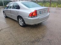 Usado Volvo S60 Momentum 185 CV (136 kW) 2006 Gris / plata Berlina