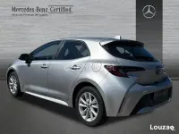 Usado Toyota Corolla Active 140 CV (102 kW) 2024 Gris / plata Berlina