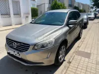 Usado Volvo XC60 R-Design Momentum 150 CV (110 kW) 2015 Beige SUV