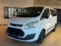 Usado Ford Tourneo Titanium 125 CV (91 kW) 2016 Blanco Monovolumen