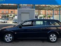 Usado Opel Vectra Elegance 177 CV (130 kW) 2005 Negro Familiar