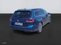 Usado VW Passat Executive 122 CV (89 kW) 2021 Azul Familiar