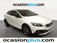 Usado Volvo V40 CC Kinetic 115 CV (84 kW) 2015 Blanco Familiar