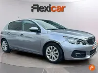 Usado Peugeot 308 Active 130 CV (95 kW) 2020 Gris Berlina