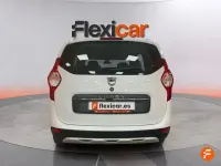 Usado Dacia Lodgy Comfort 115 CV (84 kW) 2021 Blanco Monovolumen