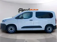 Usado Citroën Berlingo Feel 102 CV (75 kW) 2020 Blanco Monovolumen