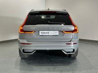 Usado Volvo XC60 Plus 250 CV (183 kW) 2025 Gris / plata SUV