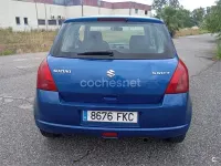 Usado Suzuki Swift GL 92 CV (67 kW) 2007 Azul Utilitario