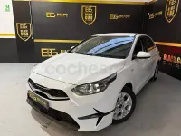 Usado Kia Ceed 120 CV (88 kW) 2024 Blanco Utilitario